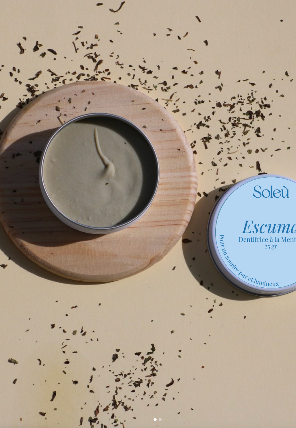 Dentifrice solide naturel Escuma, idéal pour voyager léger